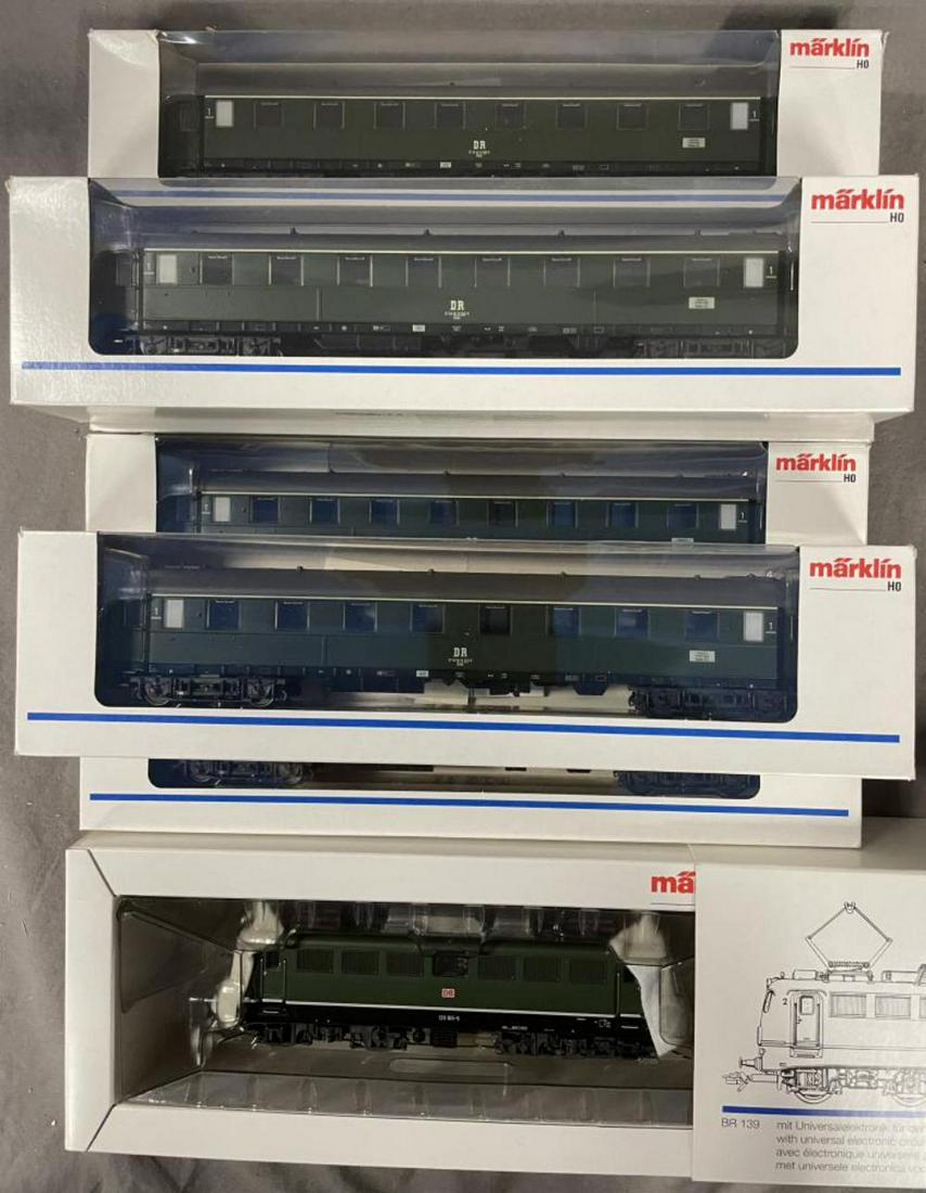 7pc Marklin HO DB Express Passenger Set (1 of 4)