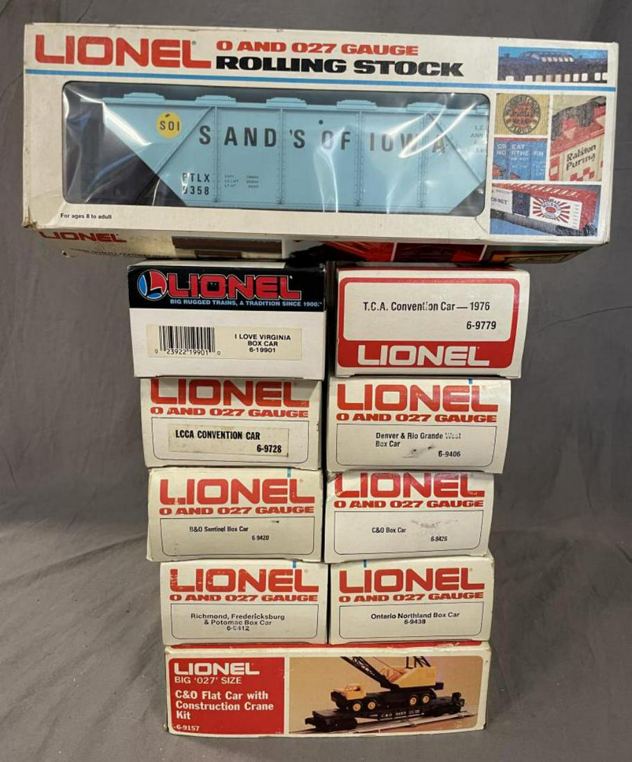 10 Lionel MPC Freight Cars (1 of 2)