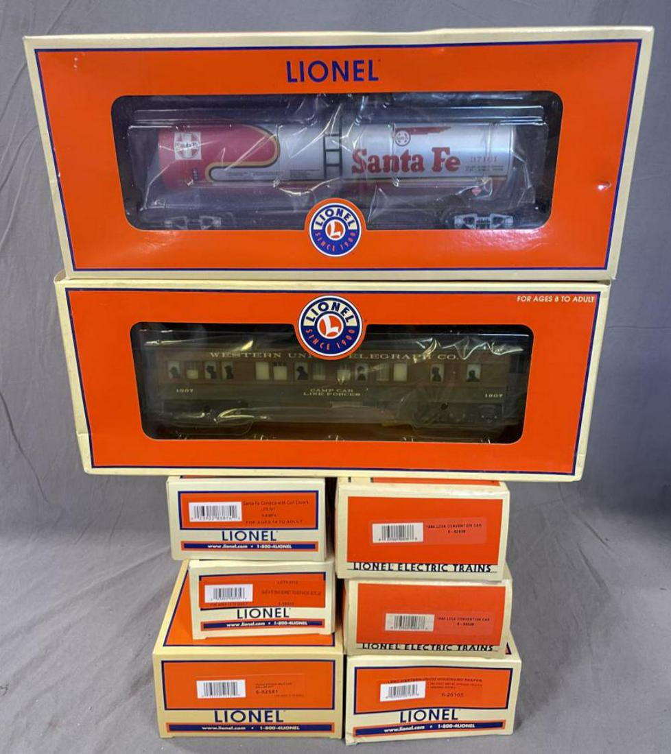 8 Lionel Modern Club Cars (1 of 2)