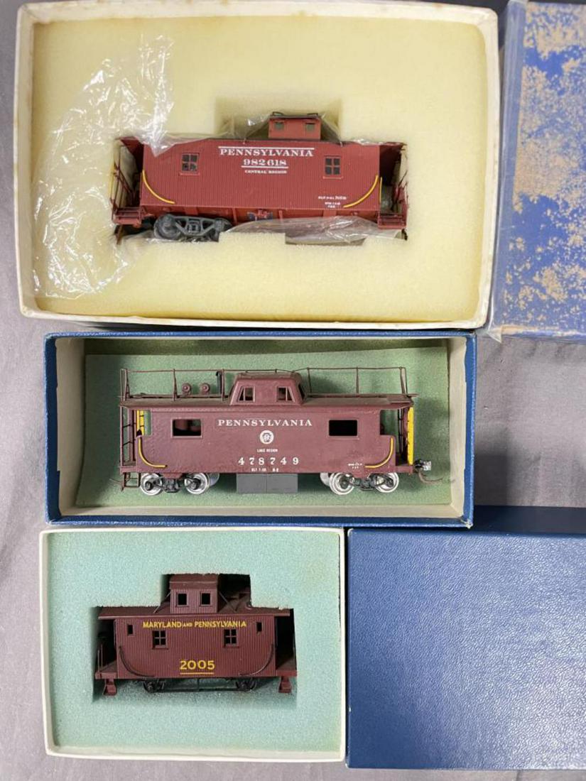 3 Boxed HO BRASS PRR Painted Cabooses (1 of 3)
