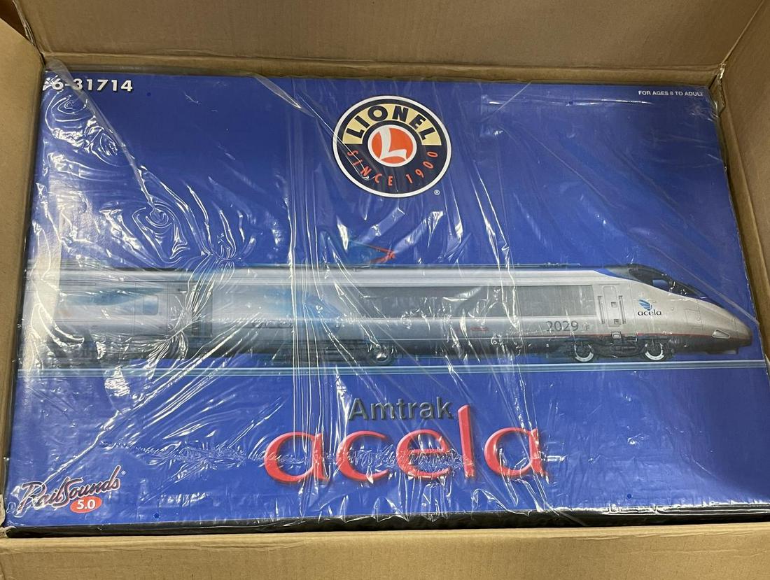 Lionel 31714 Acela Amtrak Streamliner Set (1 of 1)