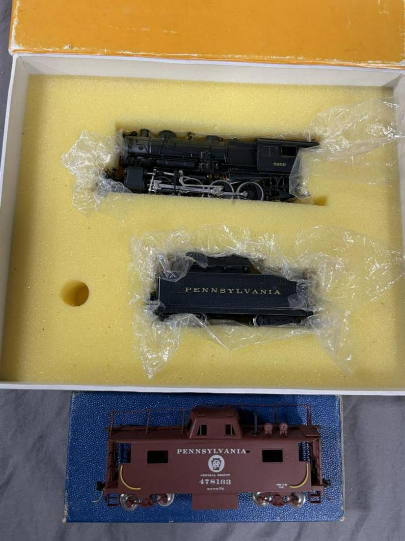 Sunset BRASS HO H9 Steam Loco, Plus (1 of 3)