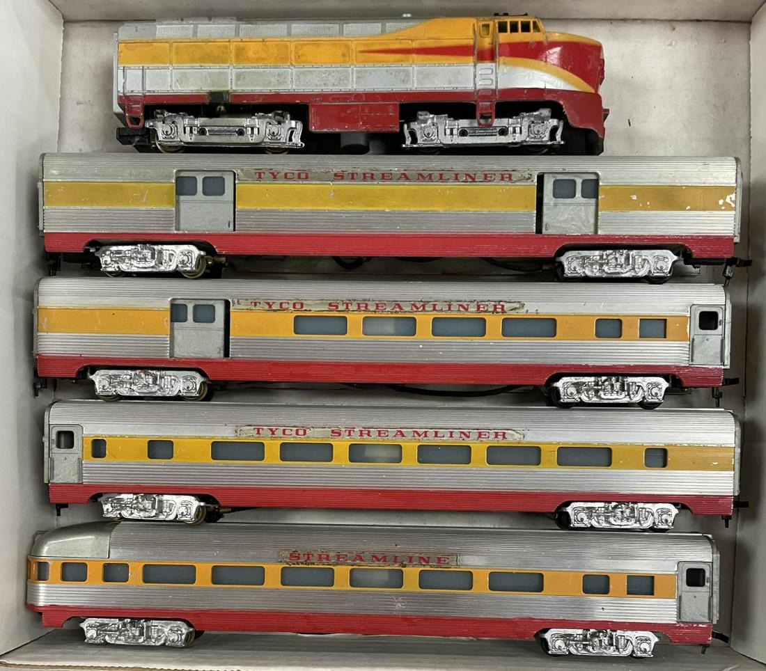5p Tyco Little Trains HO Passenger Set (1 of 2)