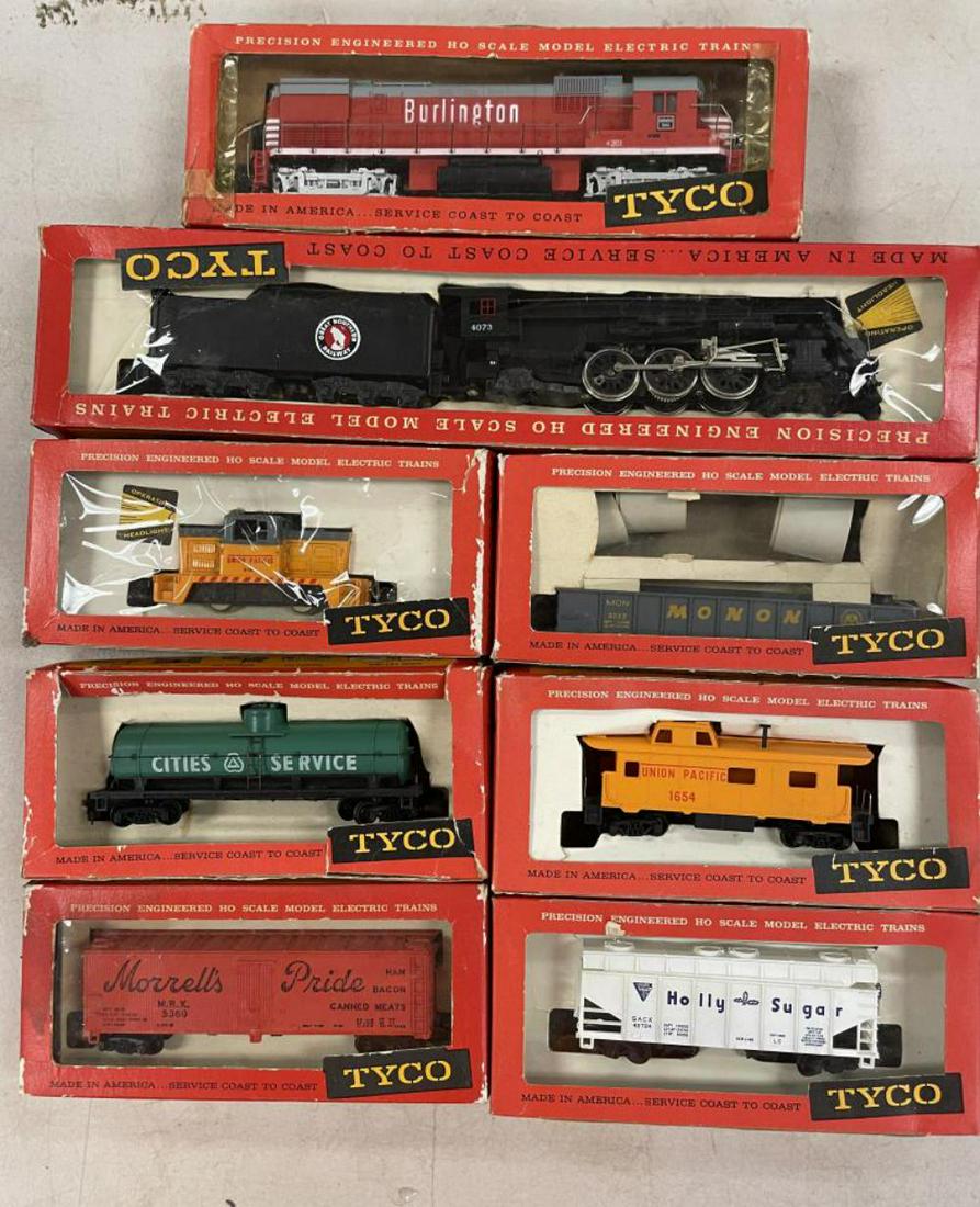 8pc Tyco Mantua HO Group (1 of 4)