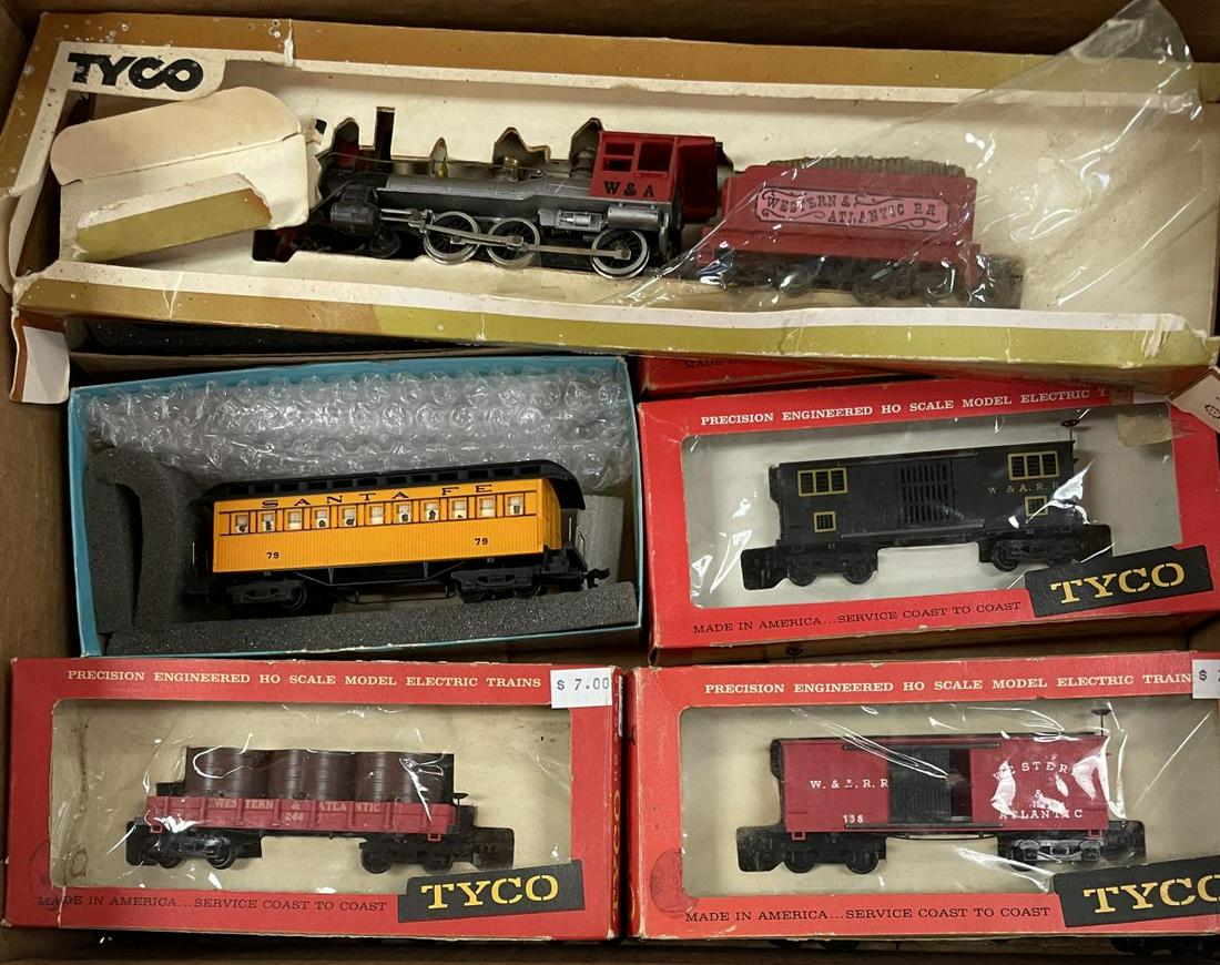 Tyco Mantua HO Western Style Group (1 of 4)