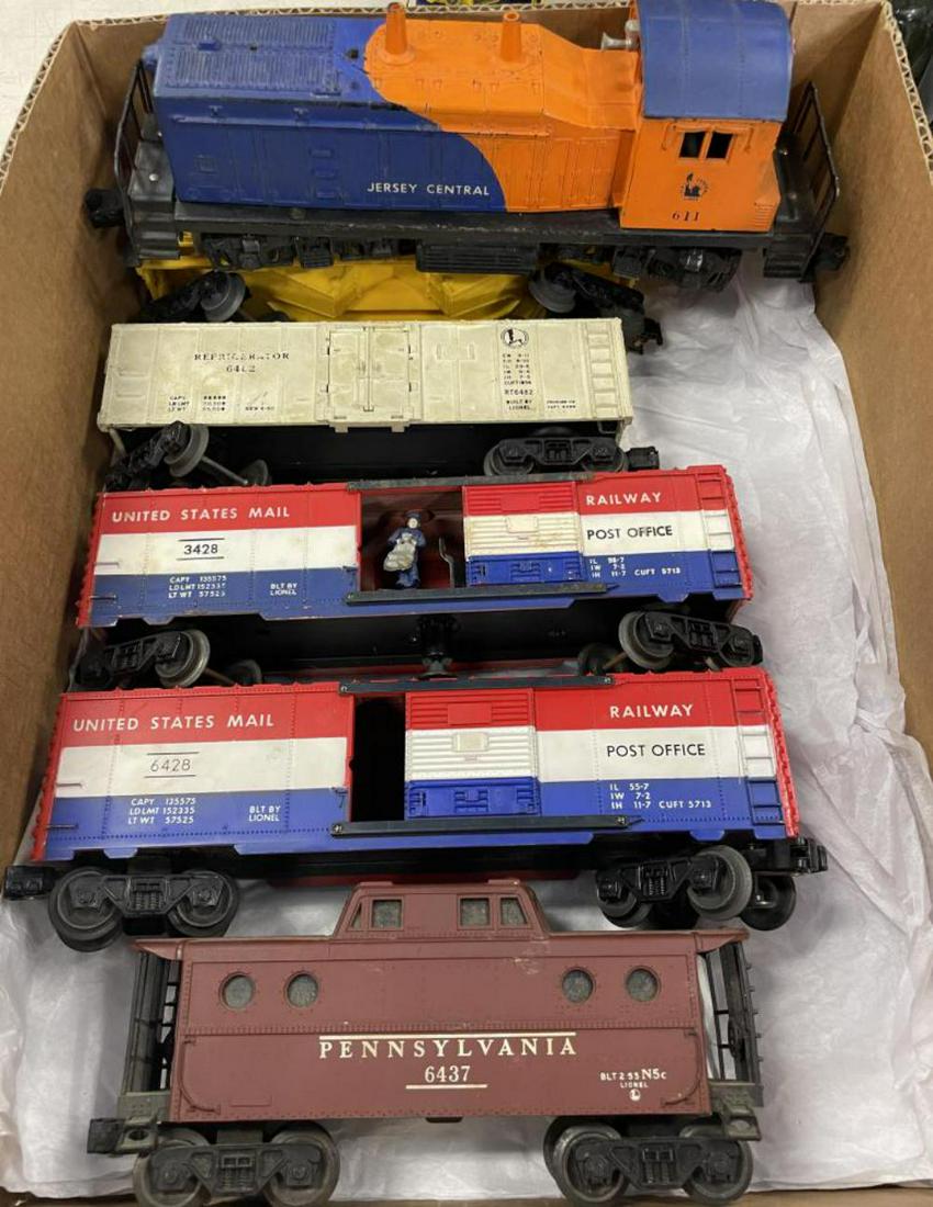 6pc Lionel Diesel Freight Set (1 of 3)