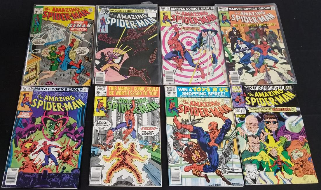 Short Box of Comics, Marvel incl Spider-Man: Includes Amazing Spider-Man, Peter Parker, Web of Spider-Man, Spider-Man, Daredevil, and others. Mixed condition. NOTE: Not all included comics are shown in the images.