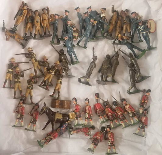 Toy Soldier Lot (0285) on Dec 14, 2022 Weiss Auctions in NY