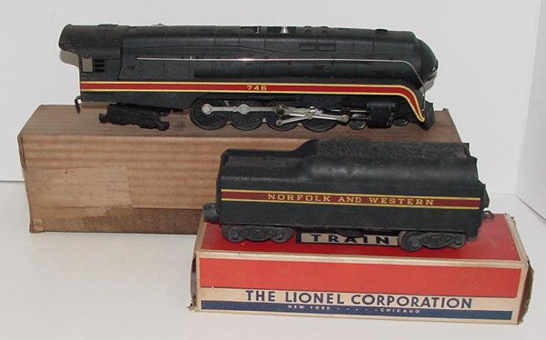 LIONEL. 746. NORFOLK AND WESTERN.: ENGINE AND TENDER. BOTH WITH BOXES. TENDER HAS A BROKEN STEP.
