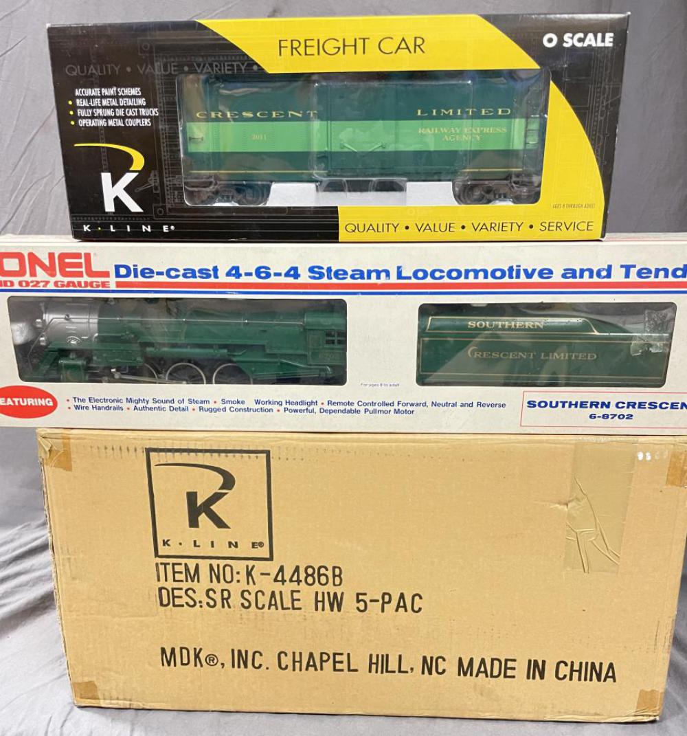 Modern Southern Crescent Passenger Set (1 of 2)