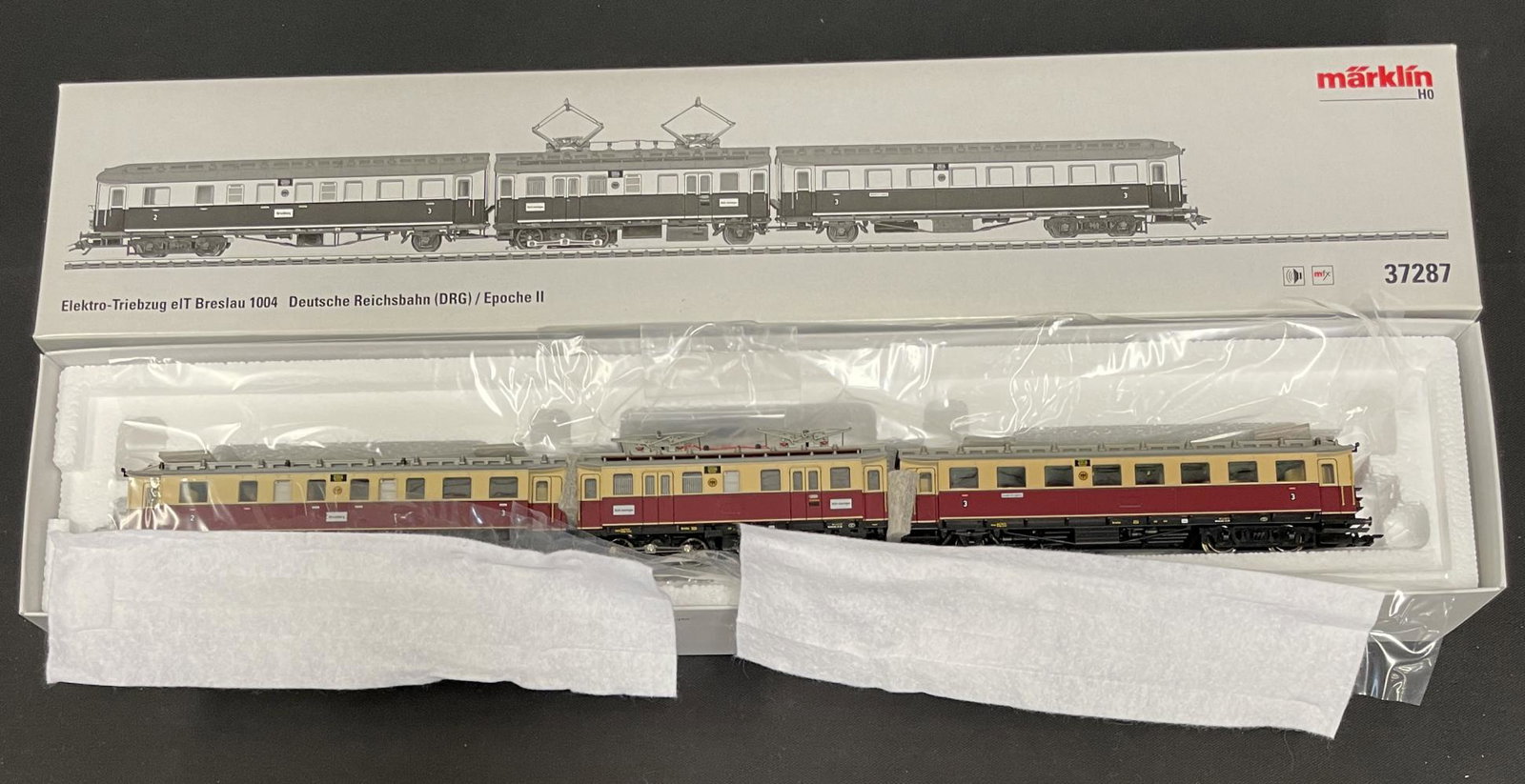 Marklin HO 37287 DRG Powered Rail Car Train (1 of 3)