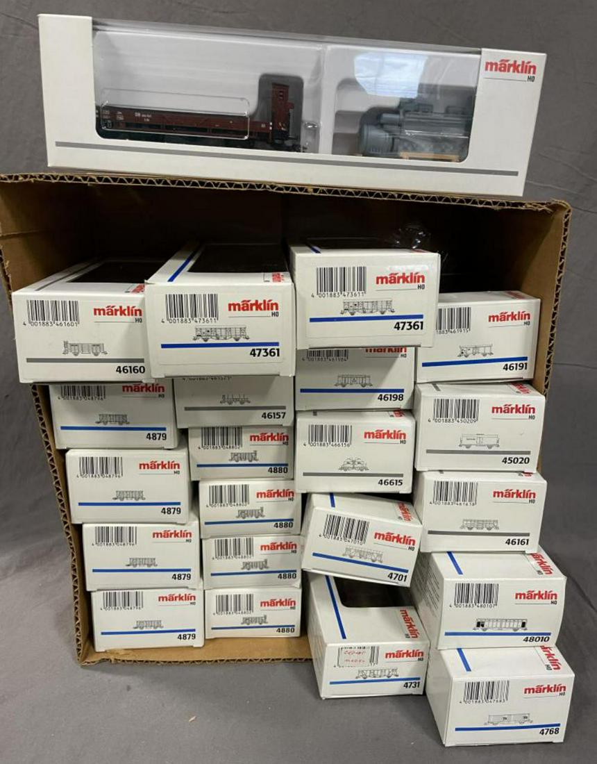 Dealer Lot 22 Marklin HO 4-Wheel Freight Cars (1 of 3)
