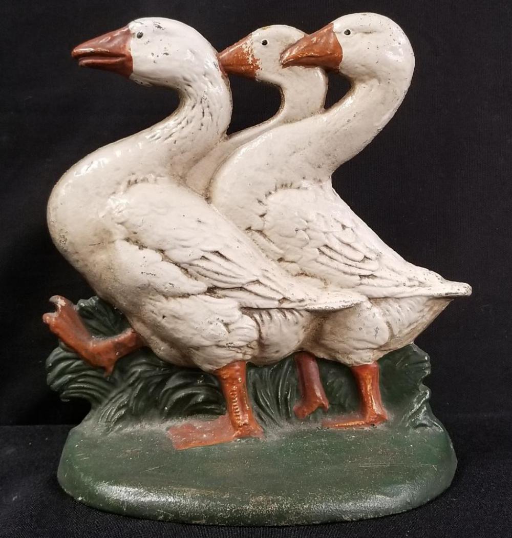 Cast Iron Three Geese Doorstop (1 of 4)