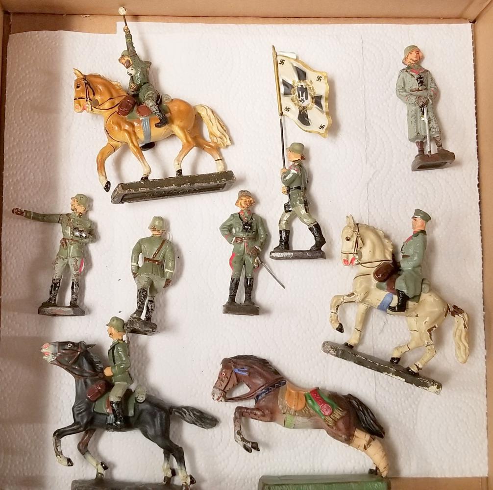Elastolin & Lineol Toy Soldiers Lot (1 of 3)