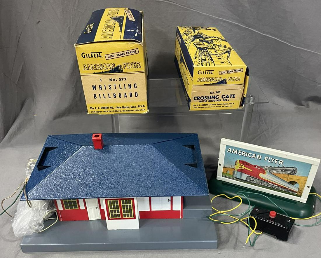 4 American Flyer S Gauge Accessories (1 of 4)
