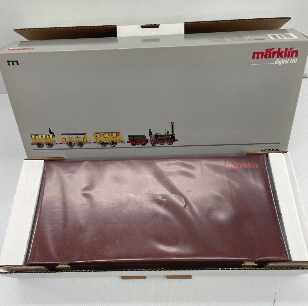 Marklin Digital HO 26350 Adler Set (1 of 2)