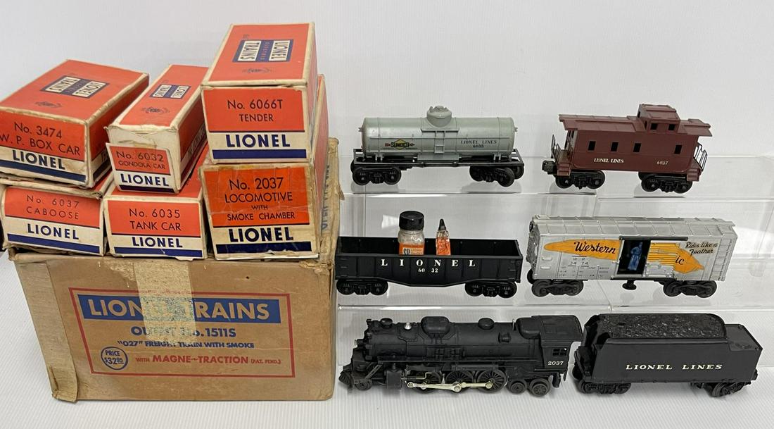 Boxed Lionel 1953 Set 1511S (1 of 7)