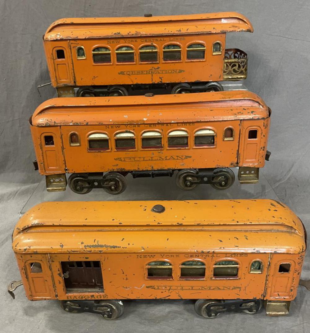 3 Scarce Lionel Orange Passenger Cars (1 of 5)