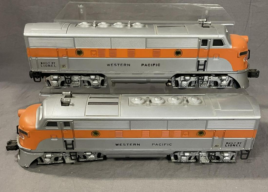 Clean Lionel 2345 WP F3 AA Diesels (1 of 5)