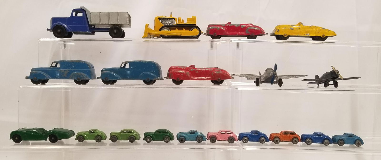 Tootsietoy Diecast Vehicles (1 of 2)