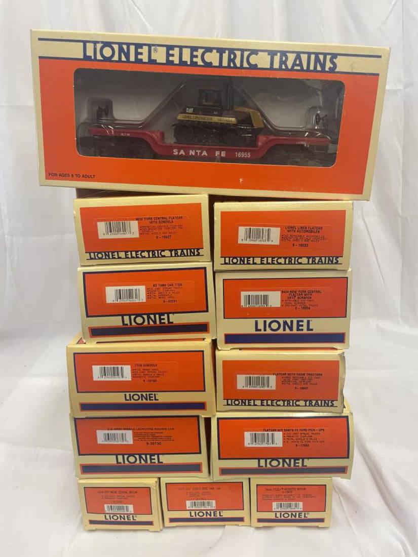 12 Lionel Modern Freight Cars Auction