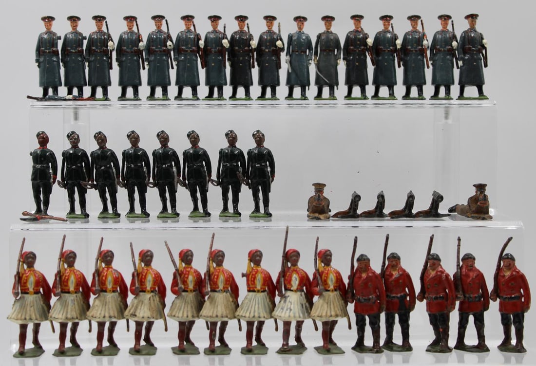 Britains Toy Soldier Lot (1 of 2)