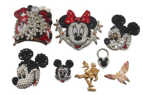 Disney Designer Lot, Wendy Gell & Kathrine Baumann: Wonderful lot of Disney Designer pieces. Includes Kathrine Baumann Minnie Mouse belt buckle with Swarovski crystals, and Mickey Mouse keychain (some stones missing). Also includes Wendy Gell Mickey Mo