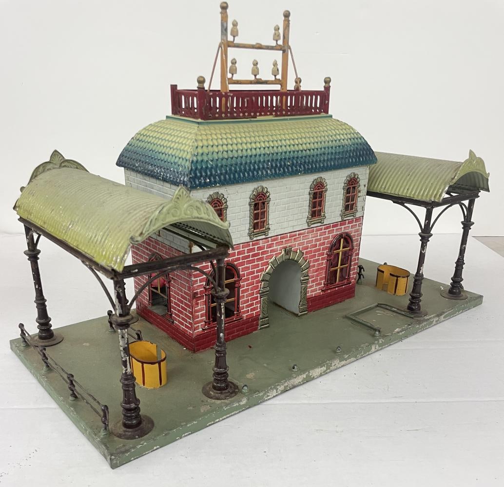 Nice Bing Canopy Station (1 of 4)