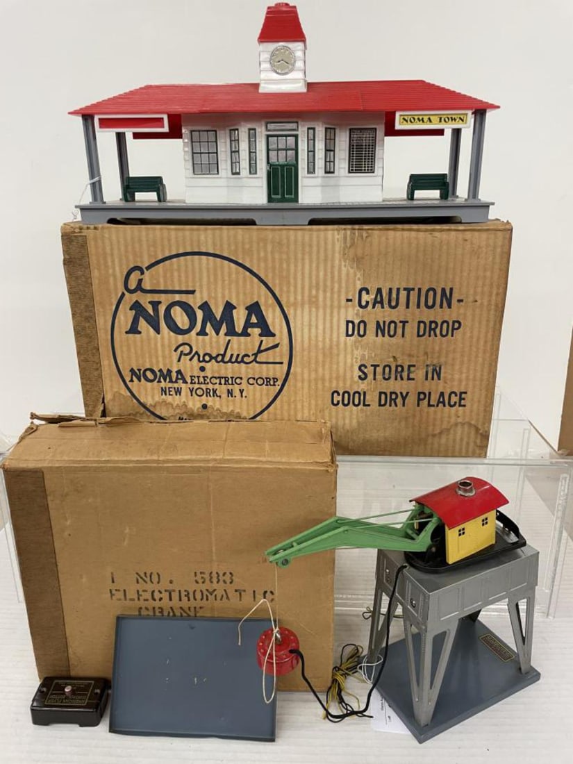 Boxed American Flyer 583, Noma Station (1 of 7)