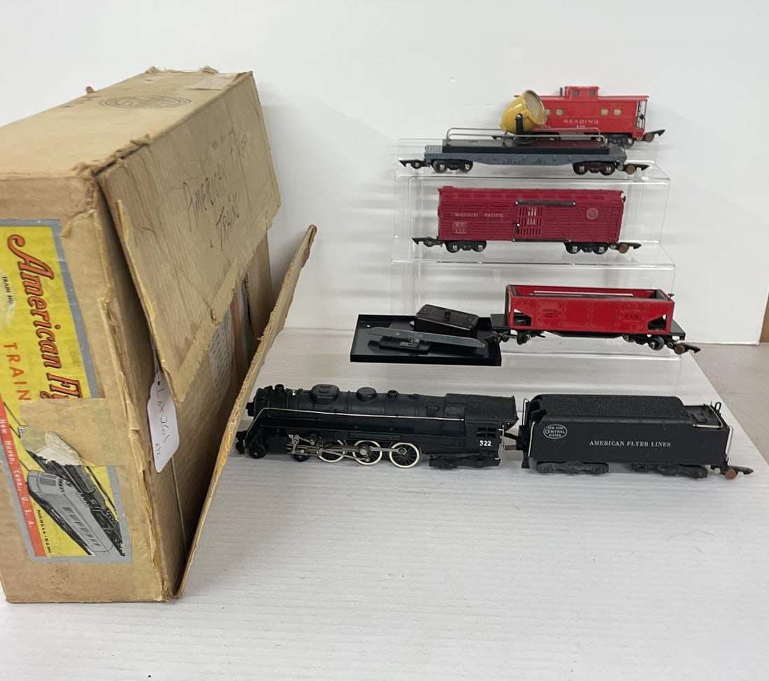 Boxed 1948 American Flyer Hudson Set 4611A (1 of 8)