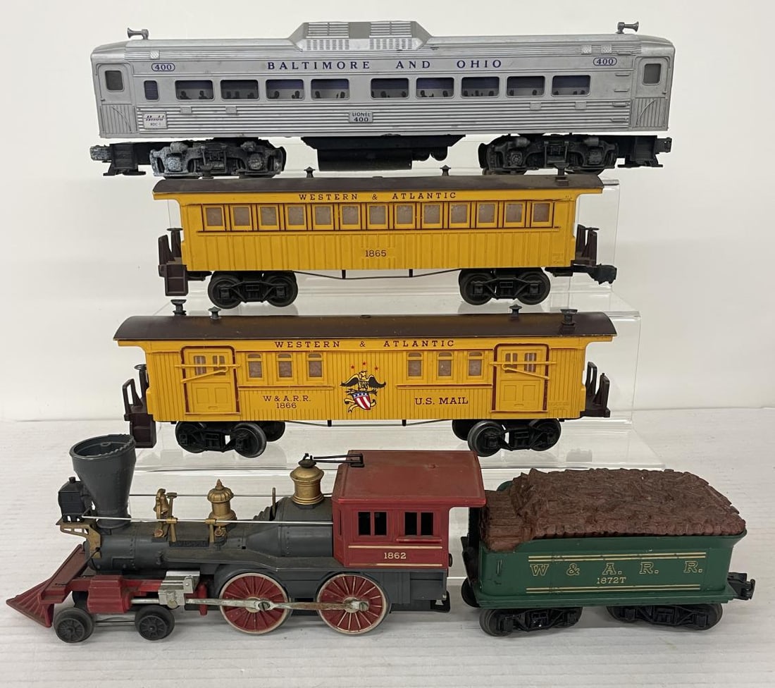 4pc Lionel Postwar Lot, TLC (1 of 9)