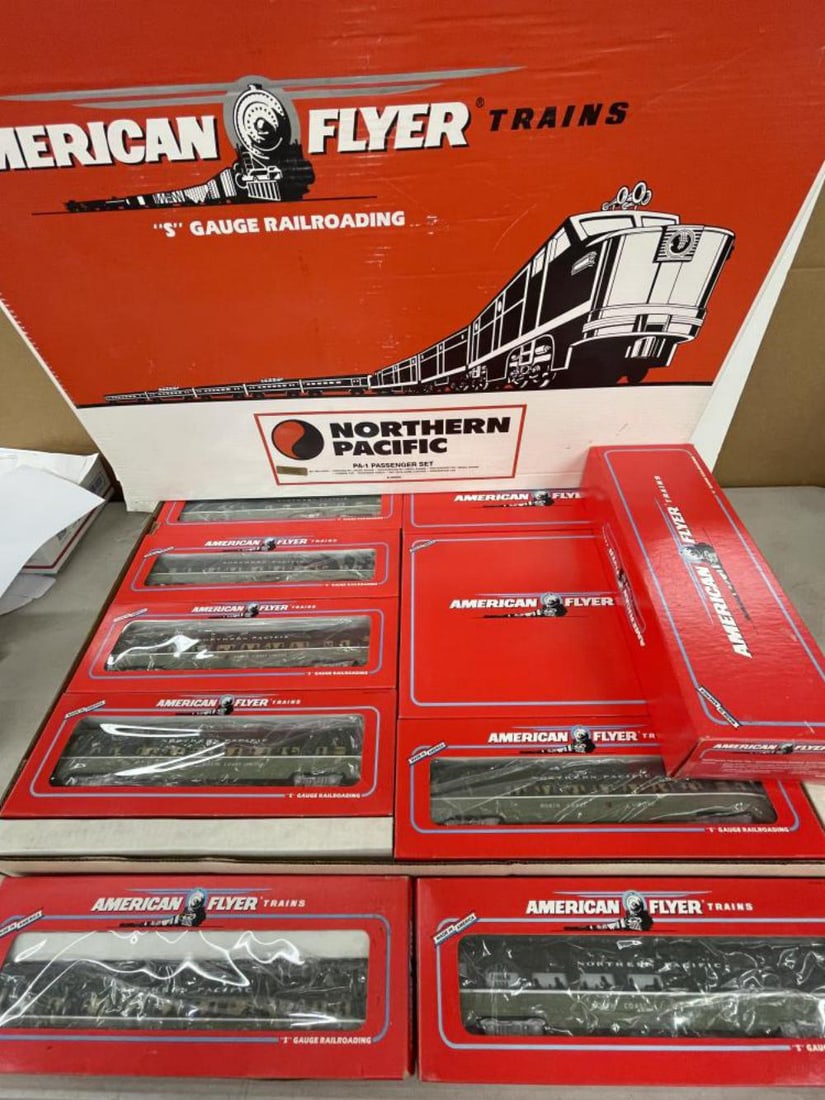 Extended American Flyer Lionel NP SET (1 of 4)