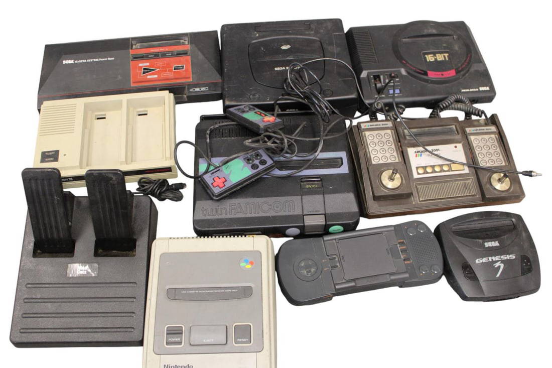 Vintage Video Game System Lot, Atari, Sega, Etc Auction