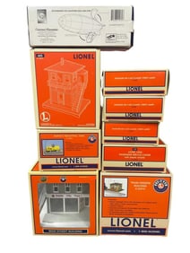 9 Lionel Accessories