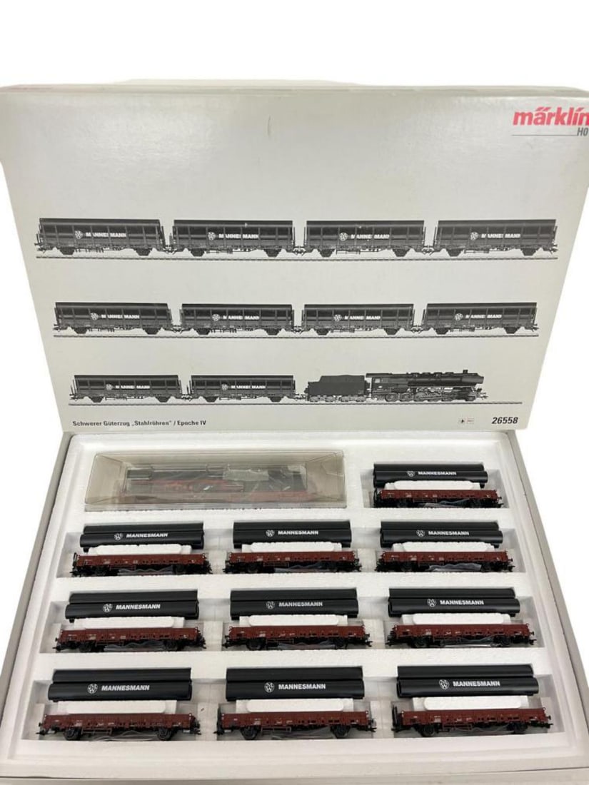 Marklin Digital HO 26558 Heavy Pipe Train Set (1 of 3)