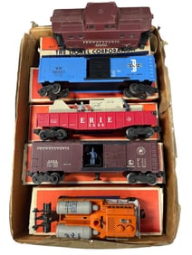 5 Boxed Lionel Freight Cars