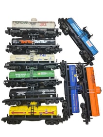 16 Modern Lionel American Flyer Tank Cars