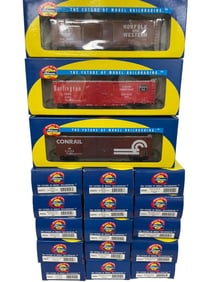18 Athearn Ready To Run HO Boxcars