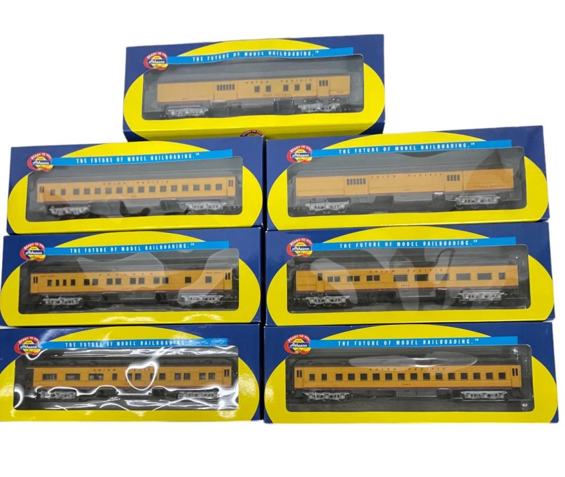 7pc Athearn UP Heavyweight String: Includes RPO, Baggage, Round Coach; Pullman, Diner, Clearstory Coach & Observation. All appear new in boxes.