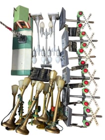 21pc American Flyer Accessories Lot