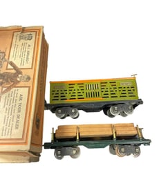 Boxed Lionel 511 & 513 Freight Cars