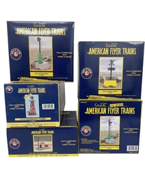 5 American Flyer Lionel Accessories