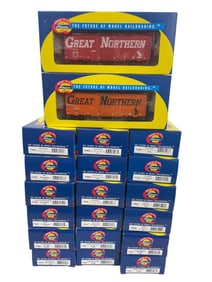20 Athearn HO 40ft Boxcars & Reefers