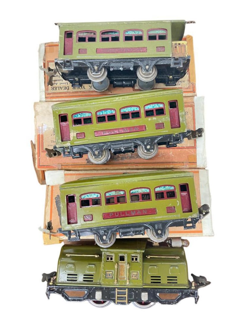4pc Lionel 252 Passenger Set (1 of 3)