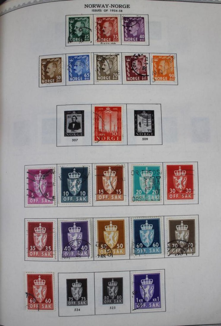 (10) Volume Minkus Global Stamp Album Lot (1 of 20)