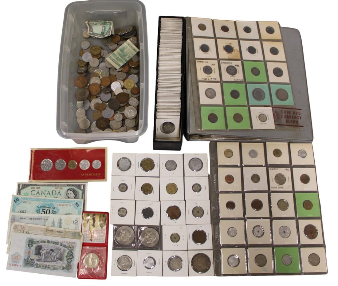 Estate Foreign Coin and Currency Collection (1 of 4)