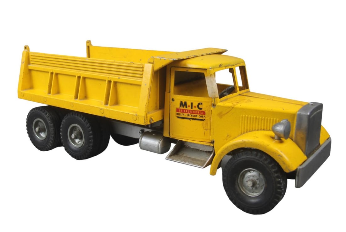 1954 Smith-Miller MIC Dump Truck (1 of 4)