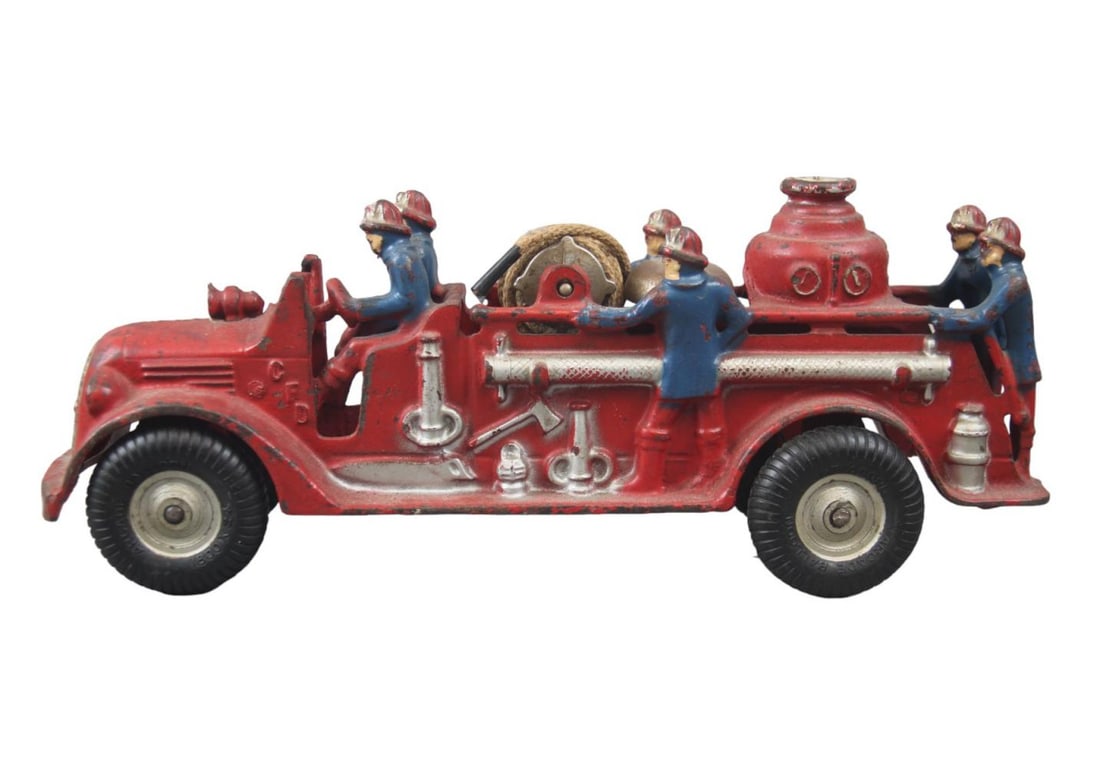 13 Inch Arcade Cast Iron Fire Pumper (1 of 5)