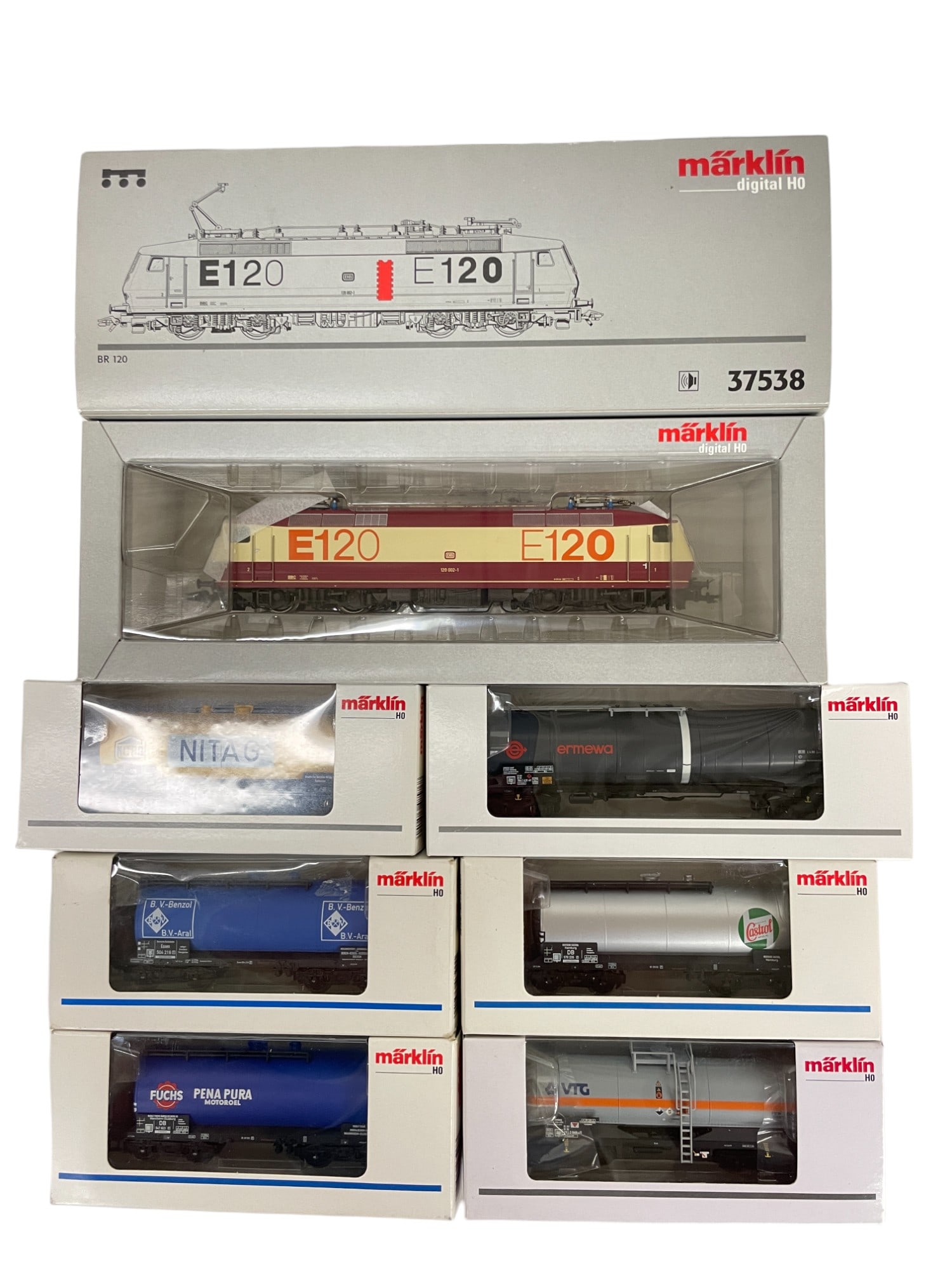 7pc Marklin Digital HO Tanker Train (1 of 4)