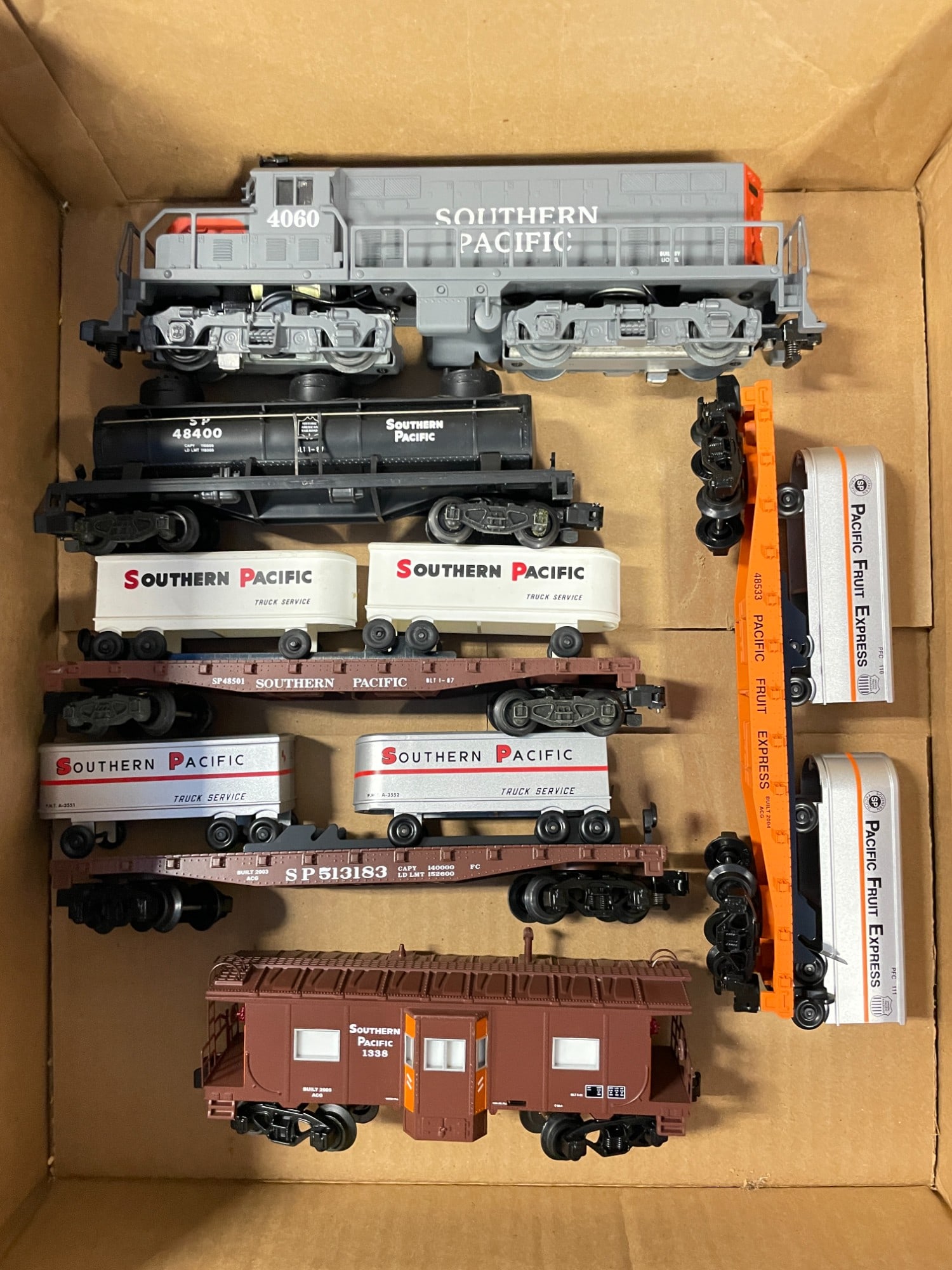 6pc Lionel American Flyer SP Diesel Freight (1 of 4)